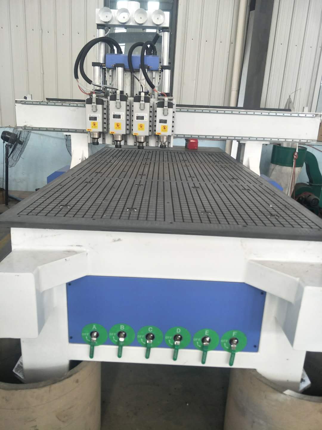 亚鑫华板式家具生产线 全屋定制整套家具数控开料机 木工加工中心_数控机床栏目_